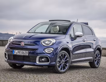 Fiat 500X Yacht Club Capri (334) '2021–22