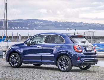 Fiat 500X Yacht Club Capri (334) '2021–22