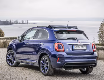 Fiat 500X Yacht Club Capri (334) '2021–22