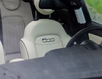Interior Fiat 500X Yacht Club Capri Hybrid (334) '2022