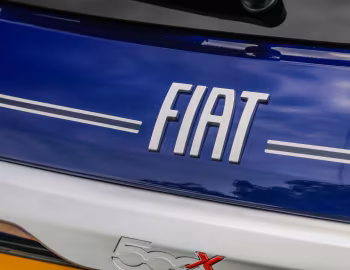 Logotipo Fiat 500X Yacht Club Capri Hybrid (334) '2022