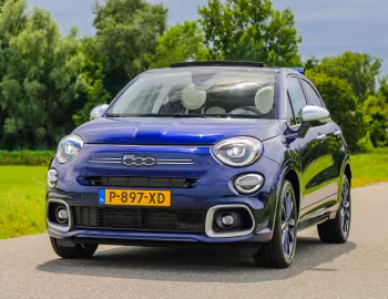 Fiat 500X Yacht Club Capri Hybrid (334) '2022