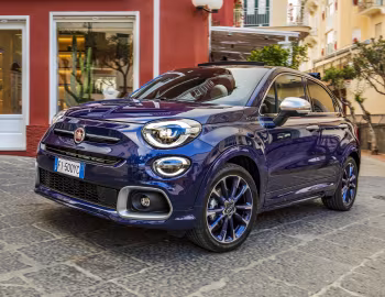 Fiat 500X Yacht Club Capri (334) '2021–22
