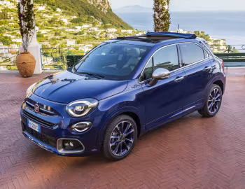 Fiat 500X Yacht Club Capri (334) '2021–22