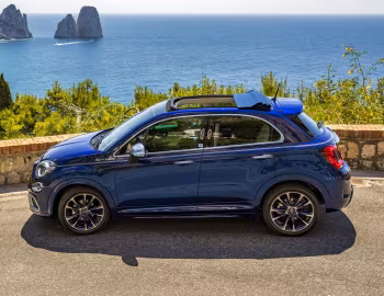 Fiat 500X Yacht Club Capri (334) '2021–22