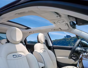 Intérieur Fiat 500X Yacht Club Capri (334) '2021–22