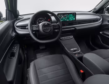 Interior Fiat 600 Hybrid Sport Edizione Milano Cortina 2026 [Italy] (364) '2025–26