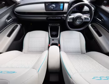 Interior Fiat 600e La Prima [Japan] (365) '2024–pr.
