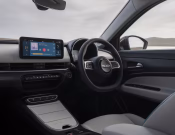 Interior Fiat 600e La Prima [UK-spec] (365) '2024–pr.