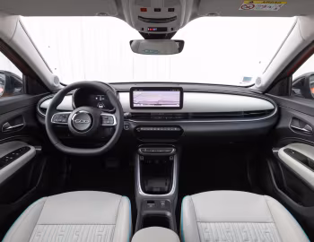 Panel frontal Fiat 600e La Prima [Worldwide] (365) '2023–pr.