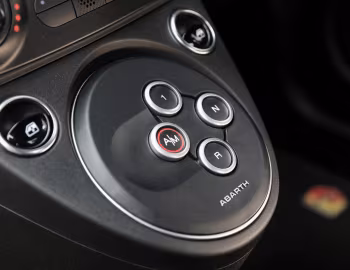 Interior Abarth 595 [Australia] (312) '2017–pr.