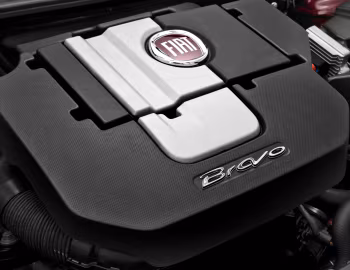 Bajo el capó 2011–14 Fiat Bravo [Brazil] (198) '2010–14