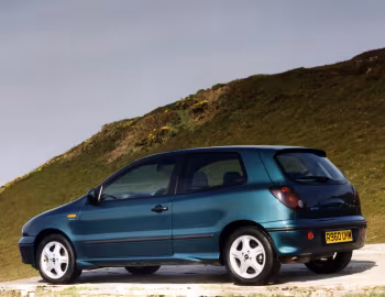 Fiat Bravo HGT [UK-spec] (182) '1997–98