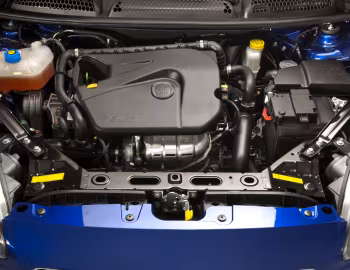 Bajo el capó 2012–13 Fiat Bravo T-Jet [Brazil] (198) '2011–13