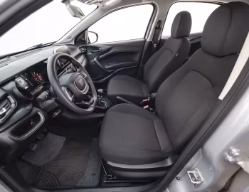 Interior 2023–25 Fiat Cronos Drive (359) '2022–25