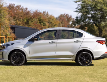 Fiat Cronos Drive Plus [Argentina] (359) '2025–pr.