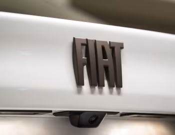 Fiat Cronos Drive Plus [Argentina] (359) '2023–25