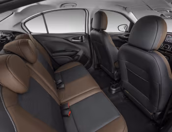 Interior 2023–25 Fiat Cronos Precision (359) '2022–25