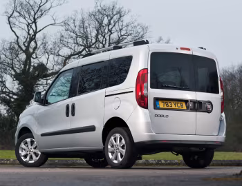 Fiat Doblò [UK-spec] (152) '2015–19