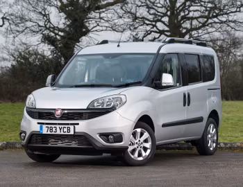 Fiat Doblò [UK-spec] (152) '2015–19