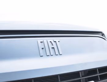 Logotipo Fiat Doblò [Japan] (360) '2023–24