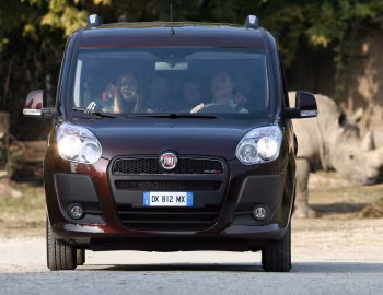 Fiat Doblò [Worldwide] (263) '2010–15