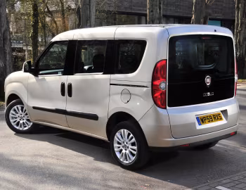 Fiat Doblò [UK-spec] (263) '2010–15