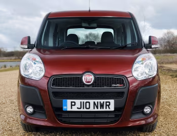 Fiat Doblò [UK-spec] (263) '2010–15
