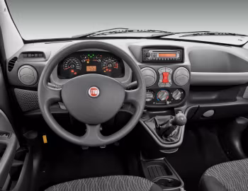 Panel frontal Fiat Doblò [Brazil] (223) '2009–13