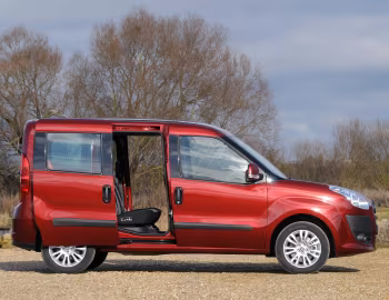 Fiat Doblò [UK-spec] (263) '2010–15