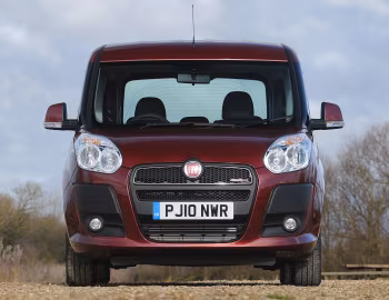 Fiat Doblò [UK-spec] (263) '2010–15