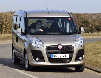 Fiat Doblò [UK-spec] (263) '2010–15