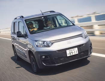 Fiat Doblò [Japan] (360) '2023–24
