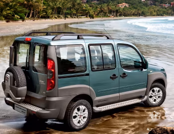 2010–12 Fiat Doblò Adventure (223) '2009–12