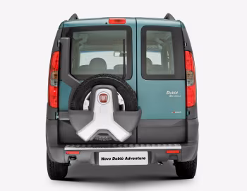 2010–12 Fiat Doblò Adventure (223) '2009–12