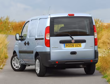 Fiat Doblò Cargo [UK-spec] (223) '2005–09