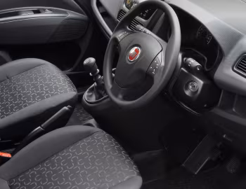 Interior Fiat Doblò Cargo [UK-spec] (263) '2010–15