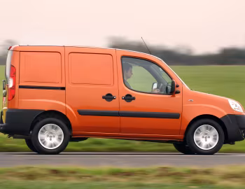 Fiat Doblò Cargo [UK-spec] (223) '2005–09