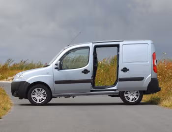 Fiat Doblò Cargo [UK-spec] (223) '2005–09