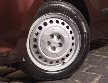 Fiat Doblò Cargo Maxi [Australia] (263) '2014–15