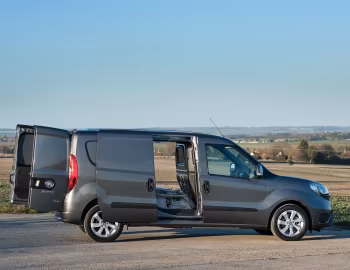Fiat Doblò Cargo Maxi [UK-spec] (263) '2015–22