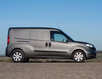 Fiat Doblò Cargo Maxi [UK-spec] (263) '2015–22