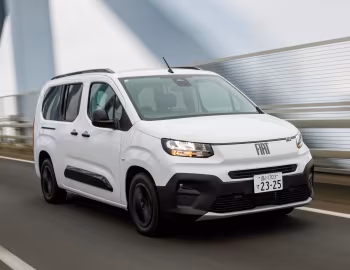 Fiat Doblò Maxi 5 Bianco Gelato [Japan] (360) '2026