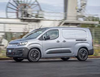 Fiat E-Doblò Van L [Worldwide] (511) '2022–24