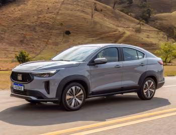 2023–25 Fiat Fastback Audace Turbo 200 (376) '2022–25