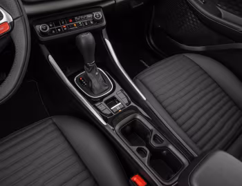 Interior 2023–25 Fiat Fastback Audace Turbo 200 (376) '2022–25