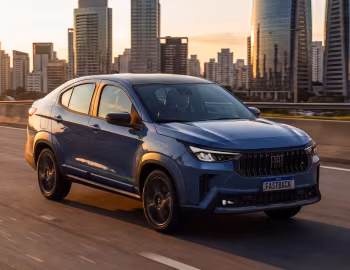 2027 Fiat Fastback 50 Anos T200 Hybrid (376) '2026