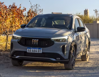 Fiat Fastback Turbo 270 [Argentina] (376) '2024–25