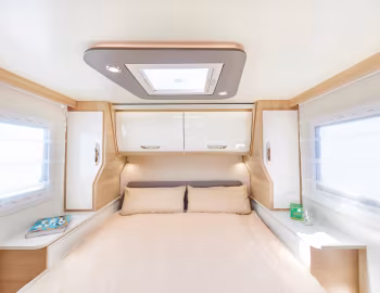 Interior 2020–21 Forster T 741 QB '2019–21