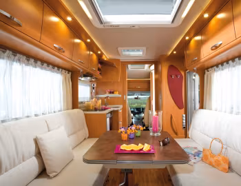 Interior Frankia FF2 '2009–11